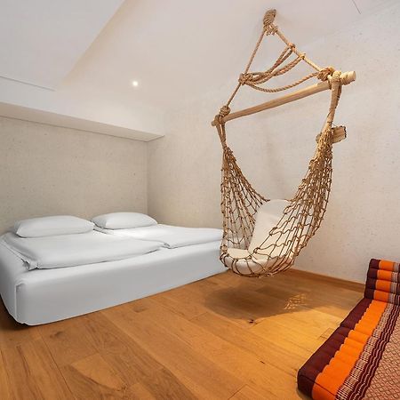Manli Hotel Shanghai Pudong Airport - Pet Friendly Екстер'єр фото