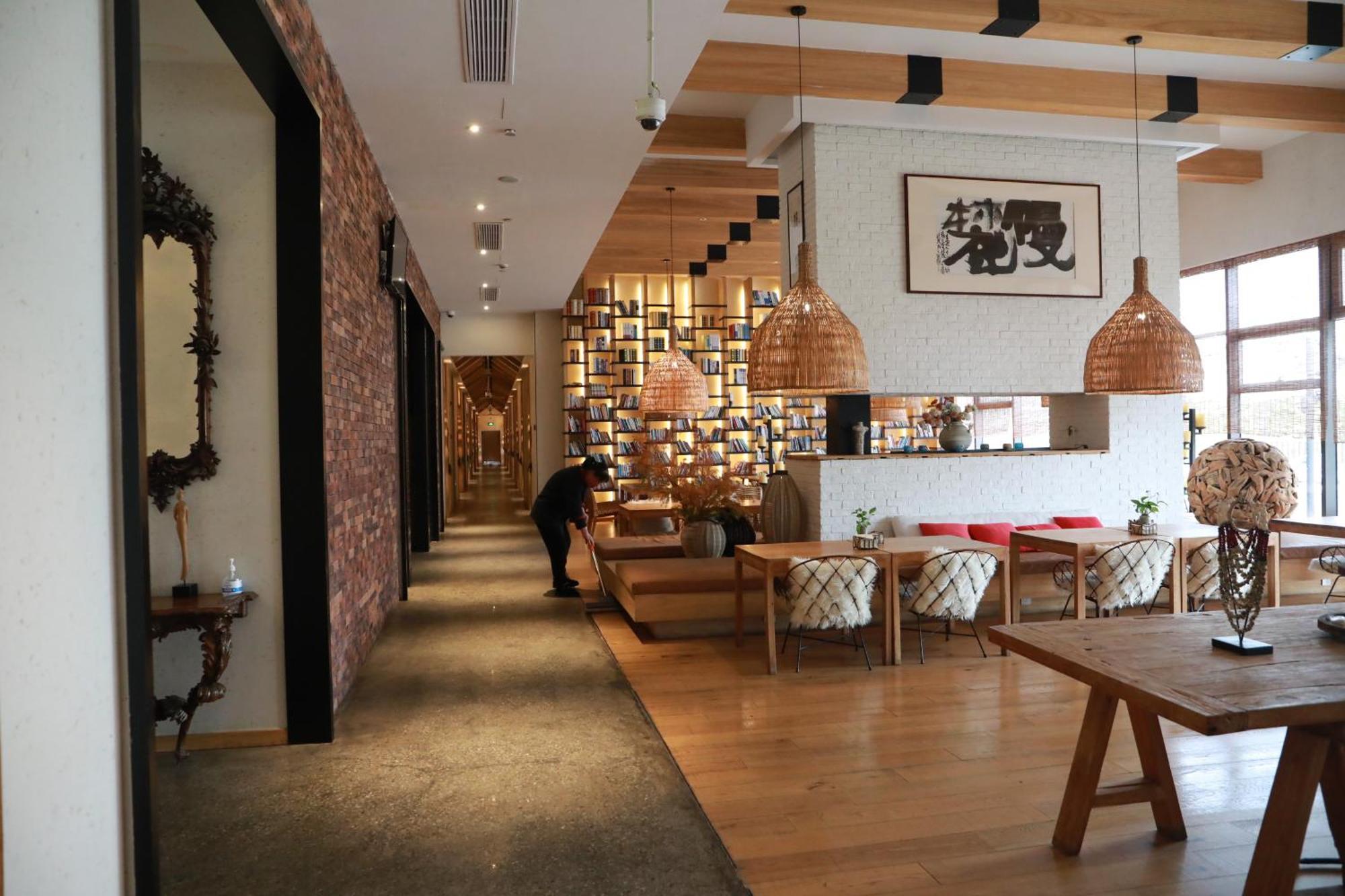 Manli Hotel Shanghai Pudong Airport - Pet Friendly Екстер'єр фото
