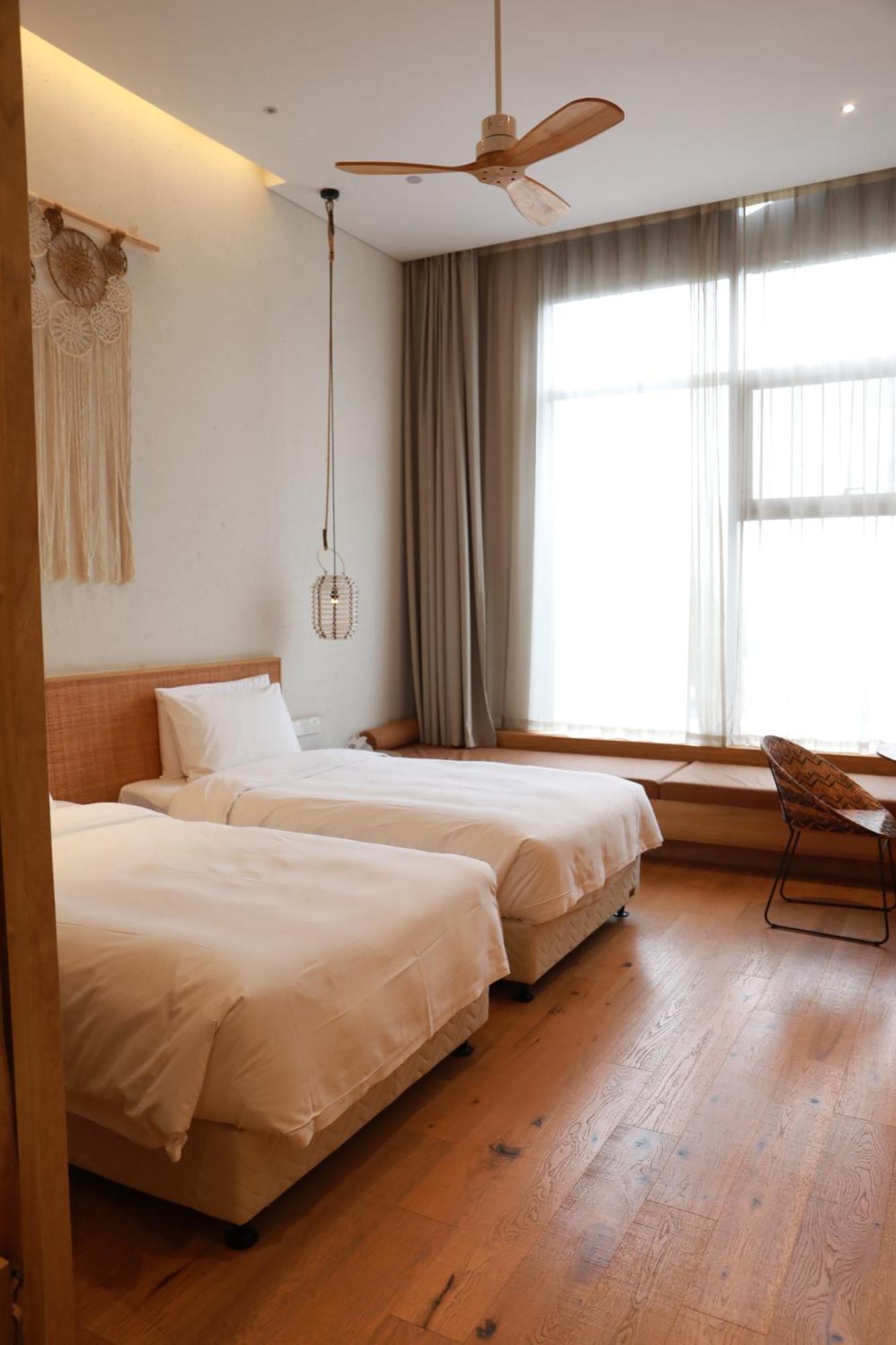 Manli Hotel Shanghai Pudong Airport - Pet Friendly Екстер'єр фото