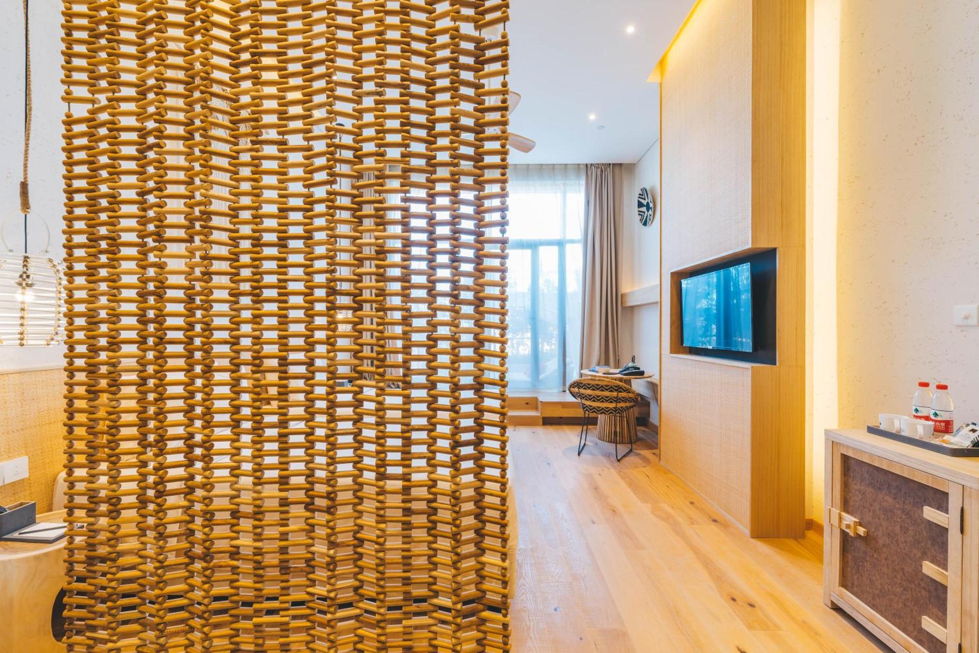 Manli Hotel Shanghai Pudong Airport - Pet Friendly Екстер'єр фото
