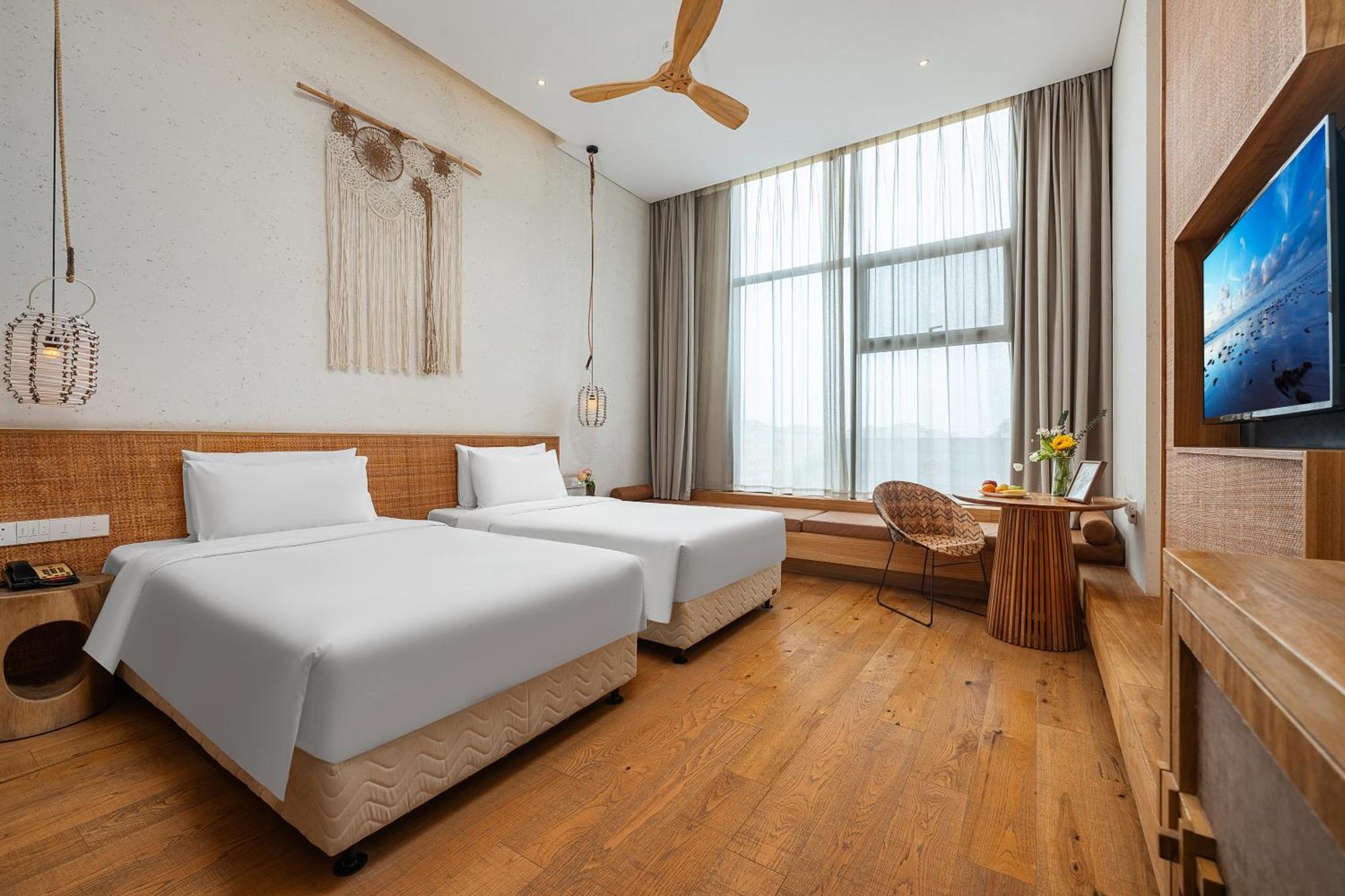 Manli Hotel Shanghai Pudong Airport - Pet Friendly Екстер'єр фото